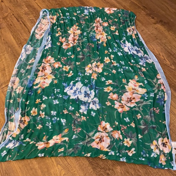 Loft Floral Infinity Scarf - Picture 4 of 4